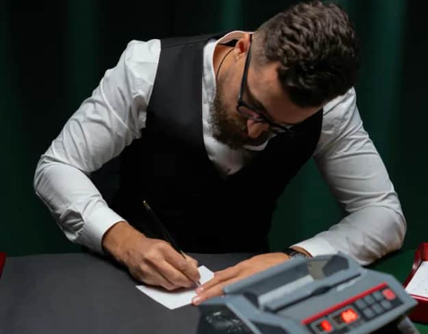 Jak mądrze zainwestować niespodziewane pieniądze np. wygrane z gier?