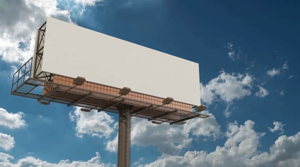 Ile można zarobić na bilbordzie? Poznaj realne zyski i koszty